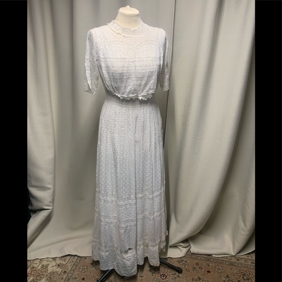 True Vintage Wedding Gown circ 1900 - Picture 1 of 11